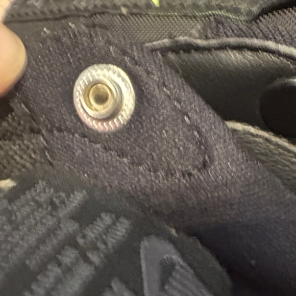 Jordan 1 low Women's Sneakers Black and White - Picture 4 of 8